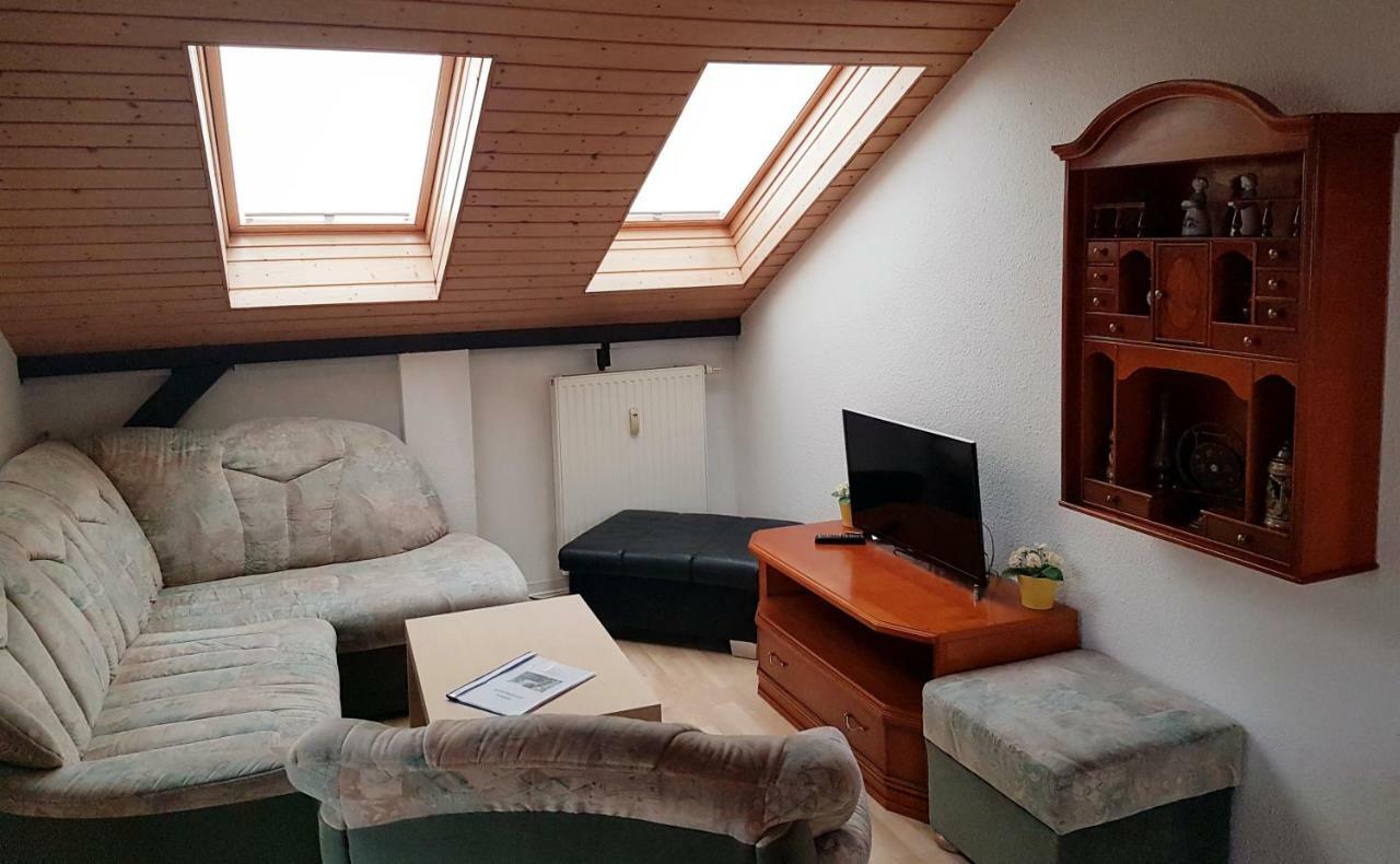 Ferienwohnung Hoffmann Grossdeuben DG Bohlen  Exterior foto